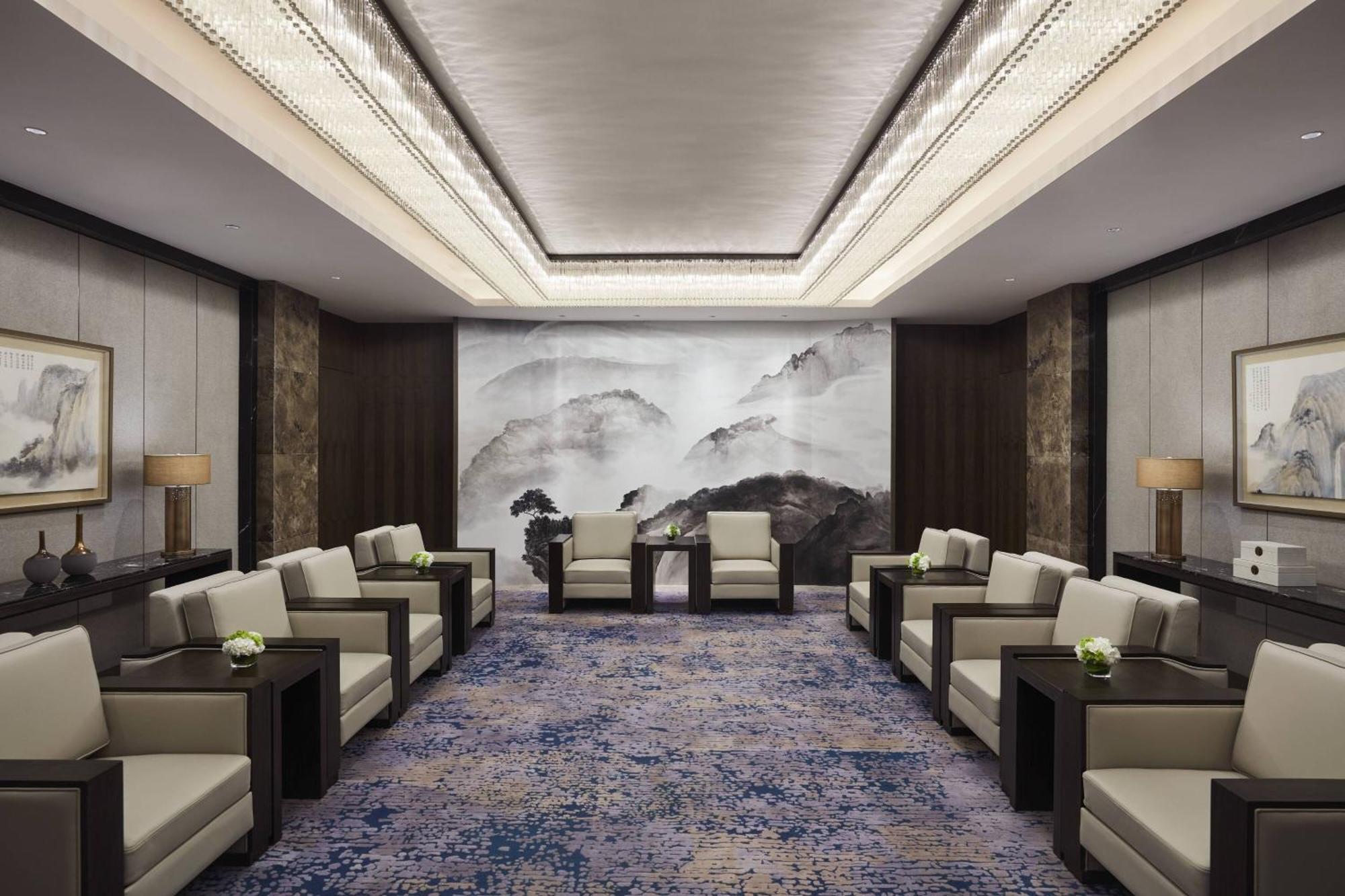 Xuzhou Marriott Hotel Lakeview Exterior photo